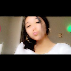 Meet your Posher, Aimee